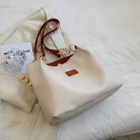 Women's Large-capacity Fashion Shoulder Bag (Color: Brown)